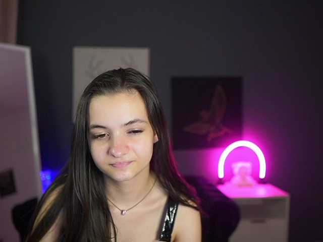 Zoenica live cam on BongaCams