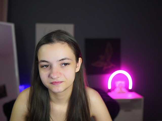 Zoenica live cam on BongaCams