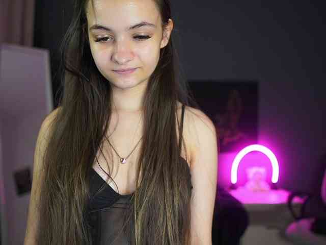 Zoenica Live Webcam on BongaCams