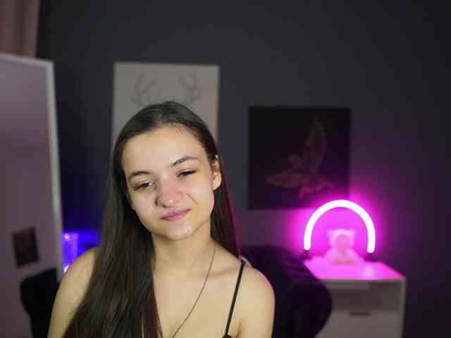 zoenica's live room