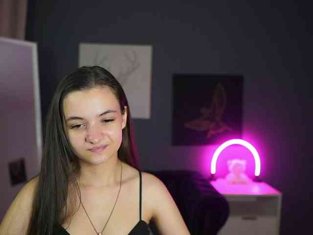 zoenica's live room