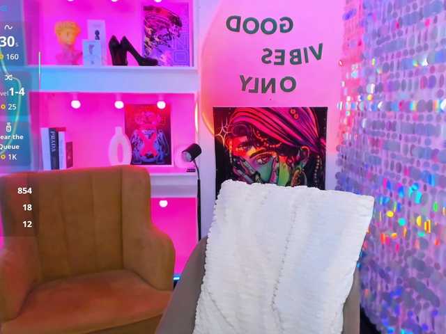 Tina-Taylor live cam on BongaCams