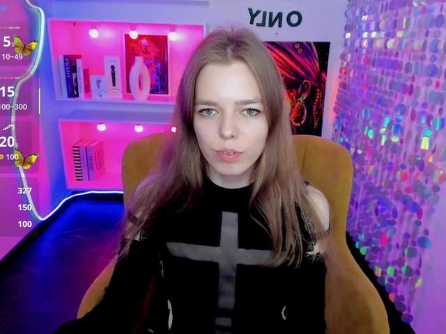 Tina-Taylor live cam