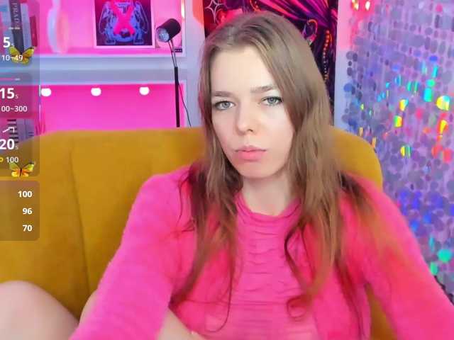Tina-Taylor live cam preview