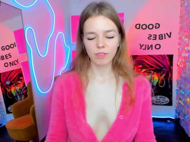 Tina-Taylor live cam on BongaCams