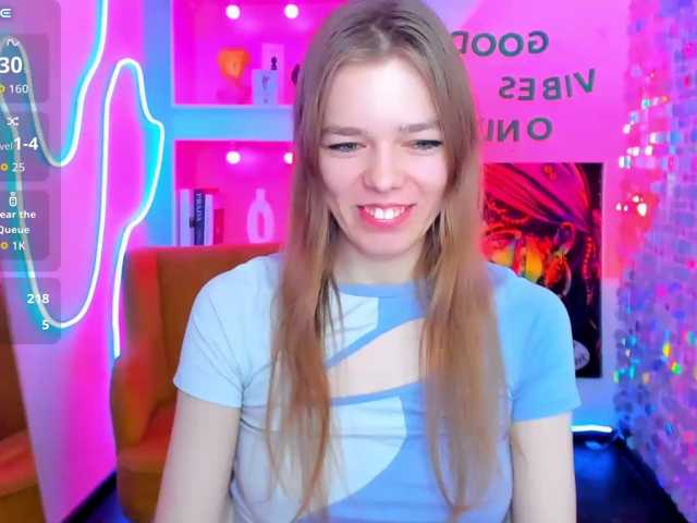 Tina-Taylor live cam on BongaCams