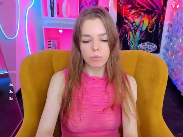 Tina-Taylor live cam preview