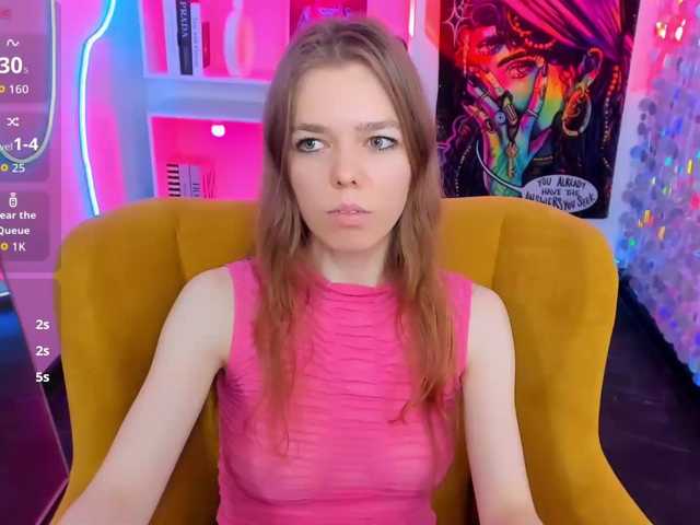 Tina-Taylor live cam preview