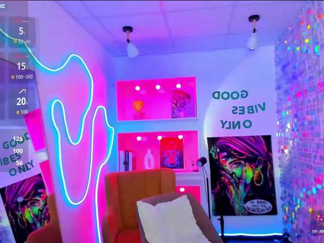 Tina-Taylor live cam on BongaCams