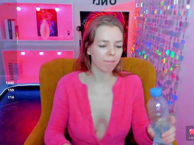 Tina-Taylor live cam on BongaCams