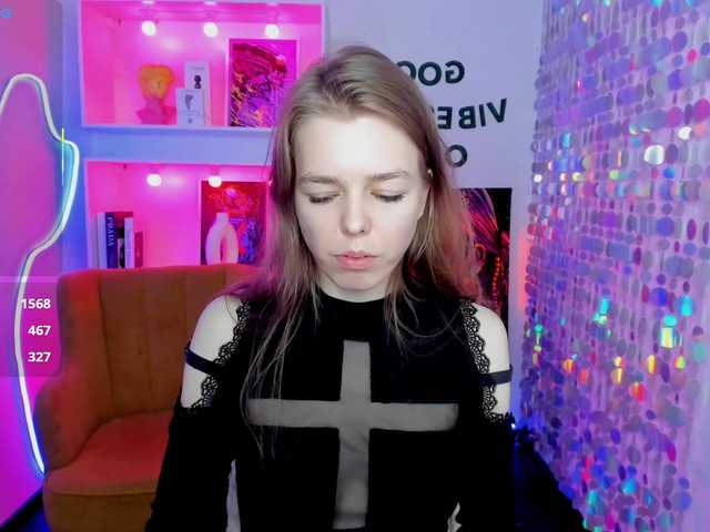 Tina-Taylor live cam on BongaCams