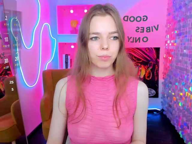 Tina-Taylor live cam on BongaCams