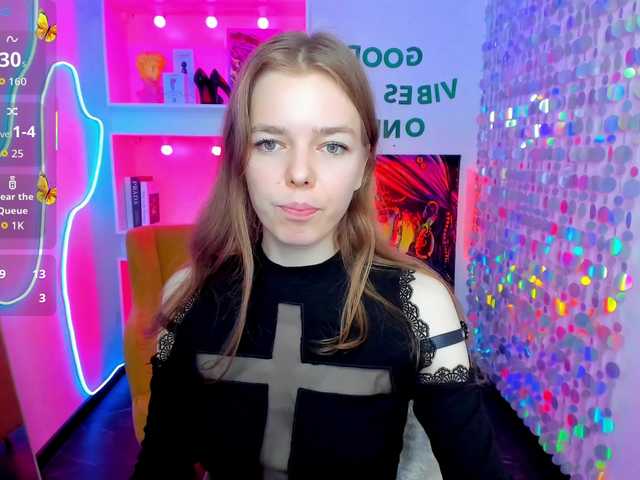 Tina-Taylor live cam on BongaCams