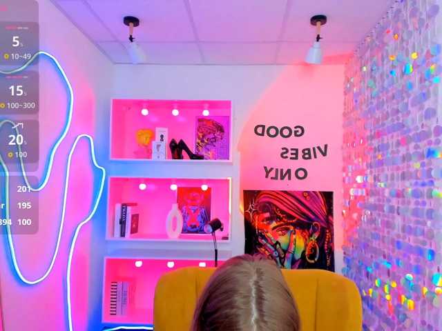 Tina-Taylor live cam on BongaCams