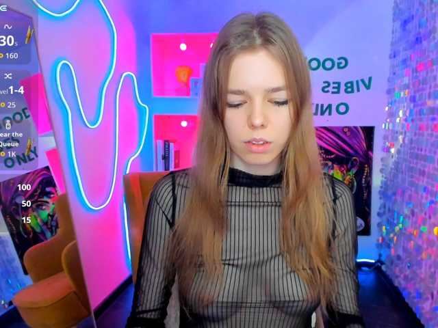 Tina-Taylor live cam on BongaCams