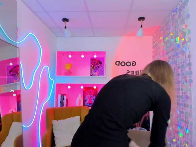 Tina-Taylor live cam on BongaCams