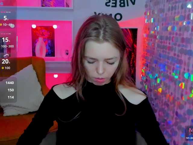 Tina-Taylor live cam on BongaCams