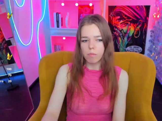 Tina-Taylor live cam preview