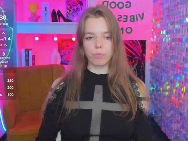 Tina-Taylor live cam on BongaCams