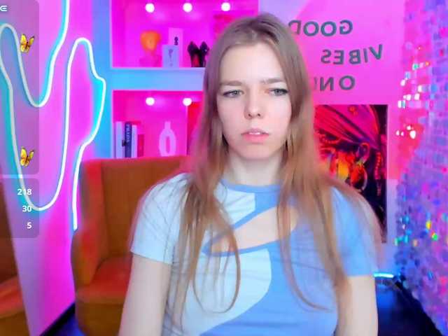Tina-Taylor live cam on BongaCams