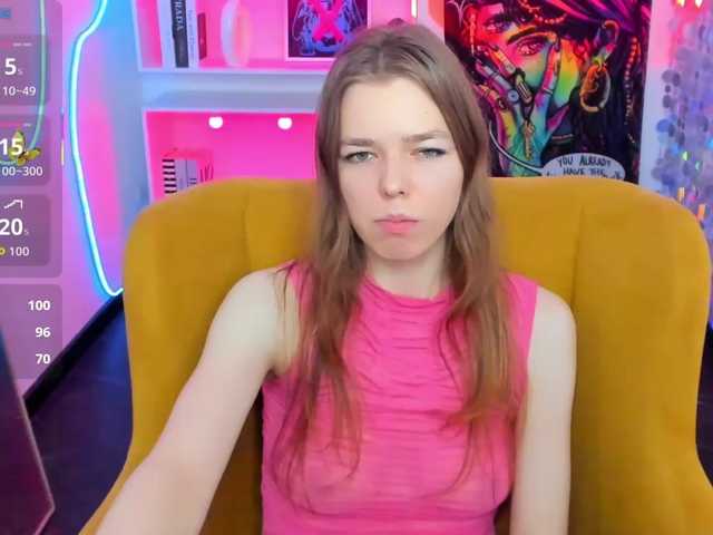 Tina-Taylor live cam preview
