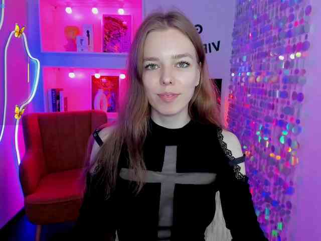 Tina-Taylor webcam