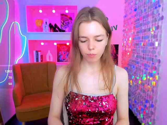Tina-Taylor webcam