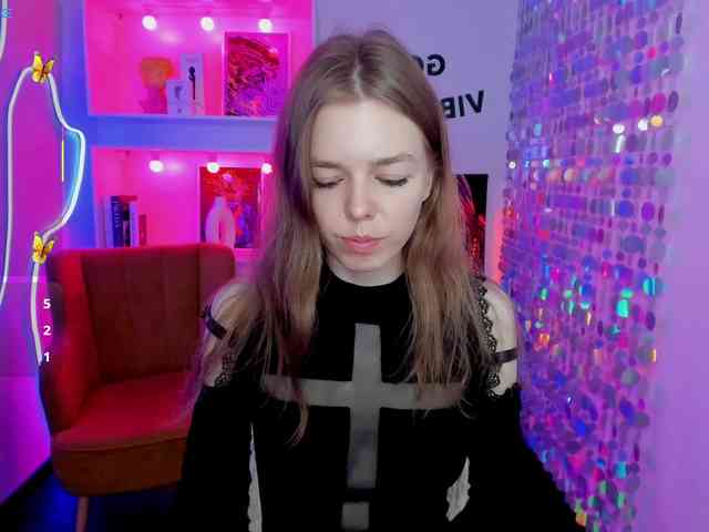 Tina-Taylor webcam