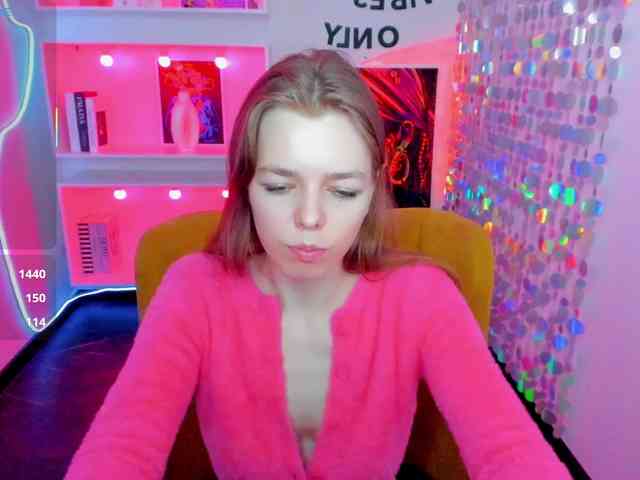 Tina-Taylor webcam
