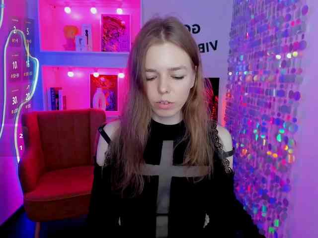 Tina-Taylor webcam
