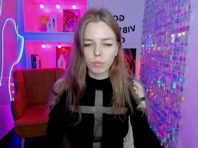 Tina-Taylor webcam