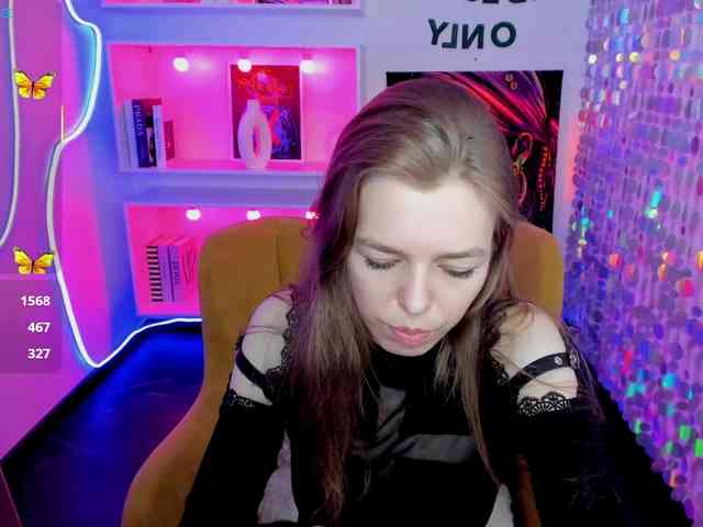 Tina-Taylor webcam