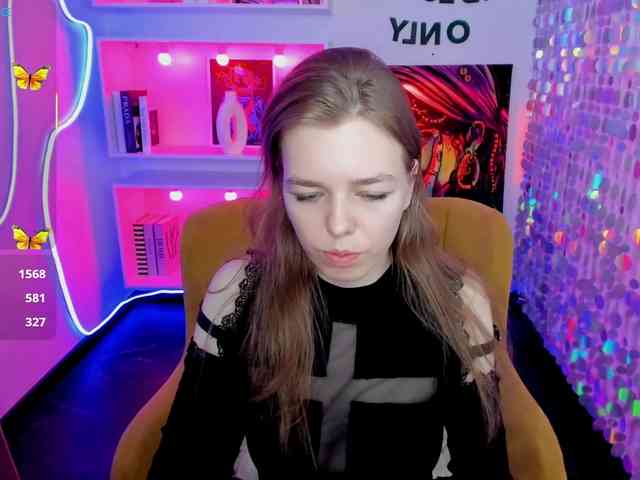 Tina-Taylor webcam