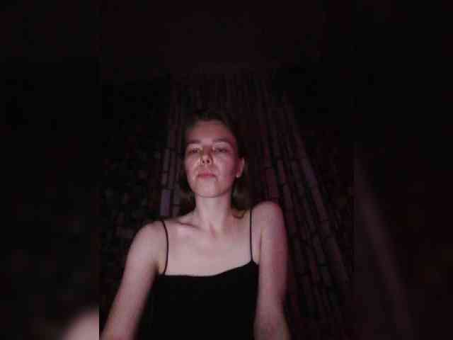 Tina-Taylor webcam