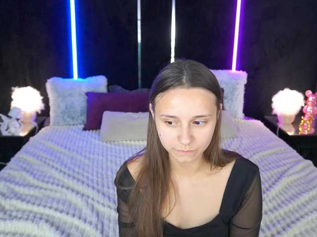 TinyNatalie live cam on BongaCams