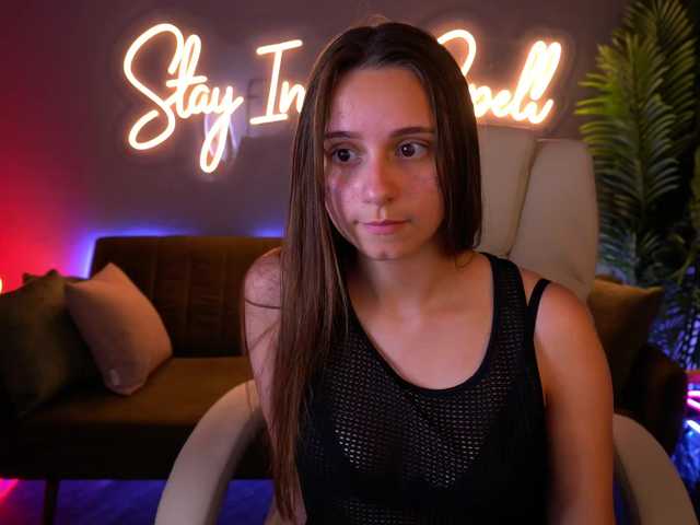 TinyNatalie live cam on BongaCams
