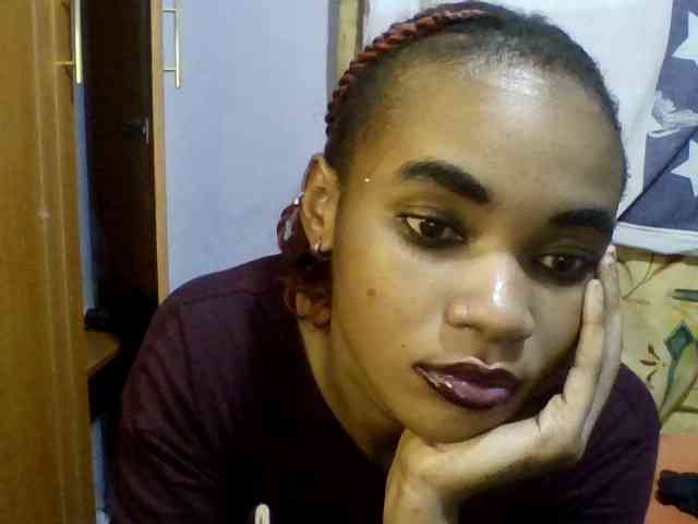 Model: Pretty-lolah