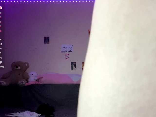 BarrieMastromarino live cam on BongaCams