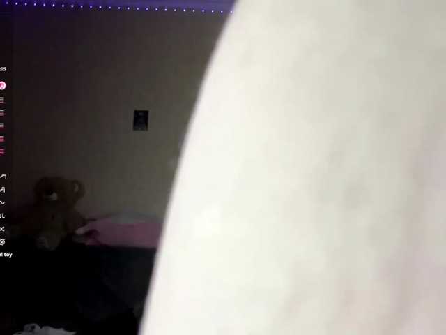 BarrieMastromarino live cam on BongaCams