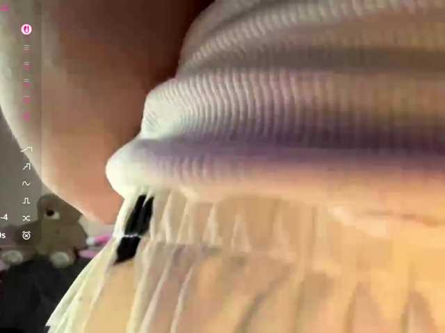 BarrieMastromarino live cam on BongaCams
