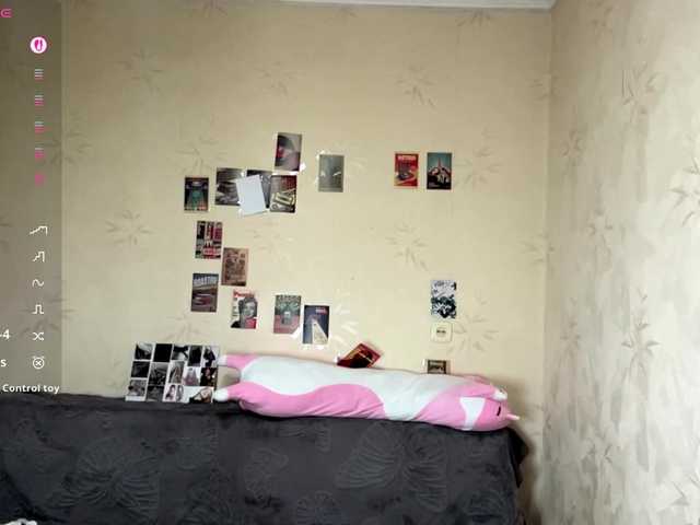 BarrieMastromarino live cam on BongaCams