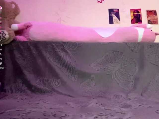 BarrieMastromarino, live now on BongaCams