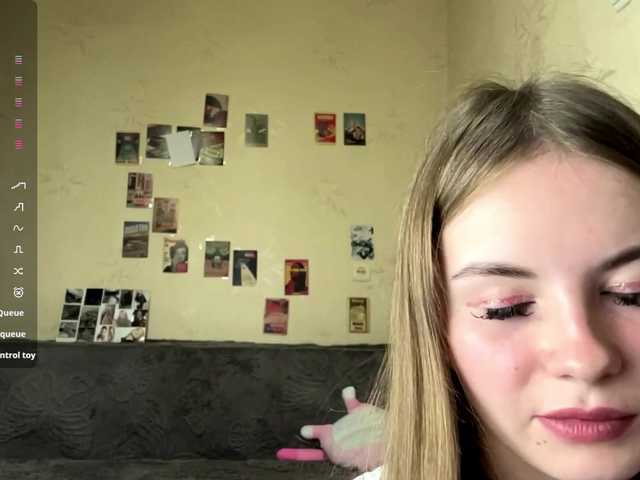 BarrieMastromarino live cam on BongaCams