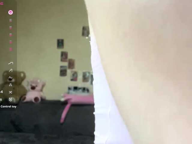 BarrieMastromarino live cam on BongaCams
