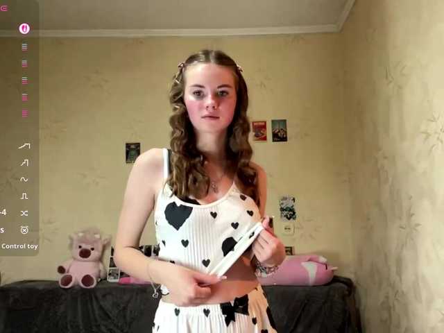 BarrieMastromarino live cam on BongaCams