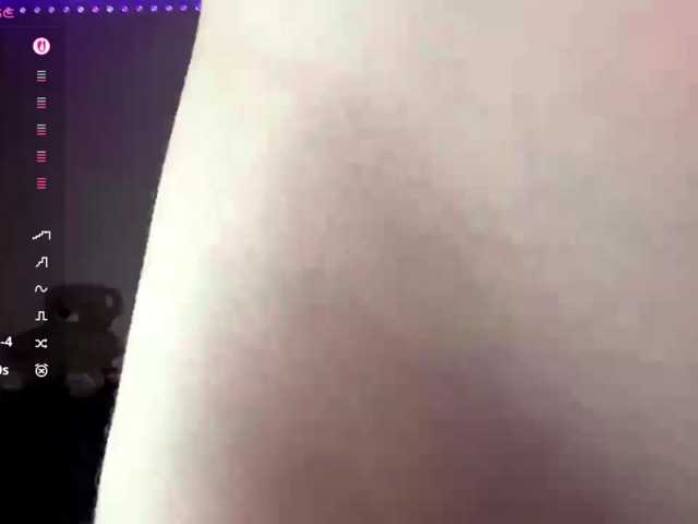 BarrieMastromarino live cam on BongaCams
