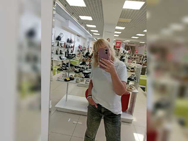 Tanecka live cam on BongaCams