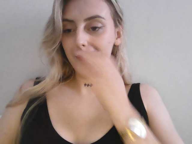 StellaSweet live cam on BongaCams