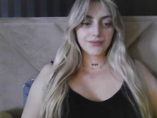 StellaSweet live cam on BongaCams