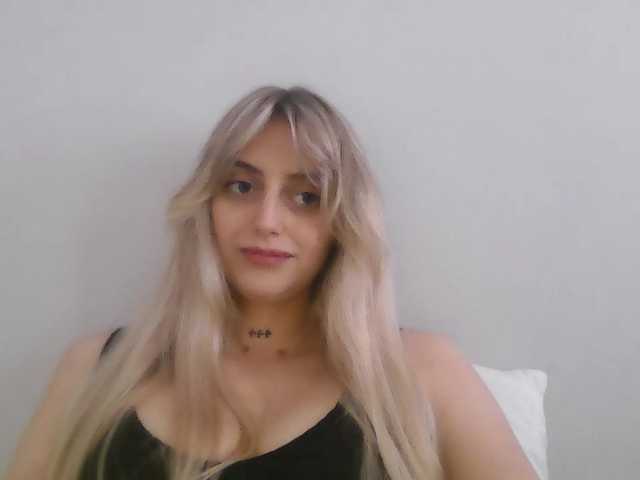 StellaSweet live cam on BongaCams